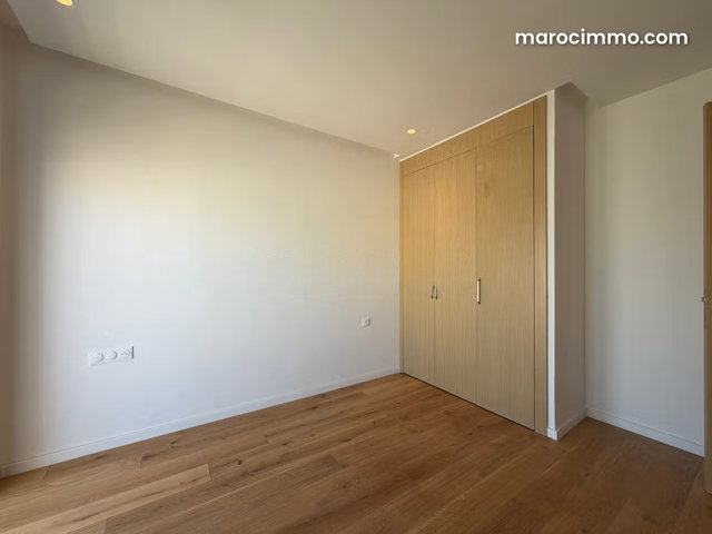 Superbe appartement à louer à Casablanca Finance City. Surface totale 170 m² — 4