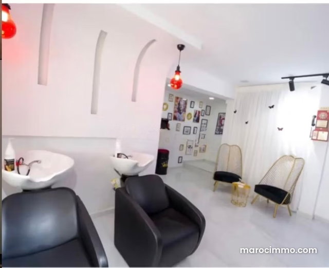 Centre de beauté en location au princesses — 2
