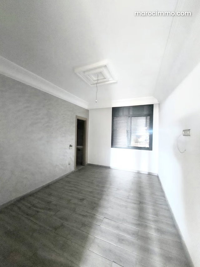 Appartement en vente au quartier la villette. 2 chambres. Service de concierge et climatisation — 2