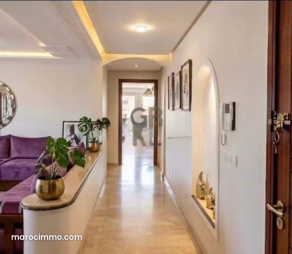 Appartement 198 m², 3 chambres avec terrasse, Riyad, Rabat — Rabat