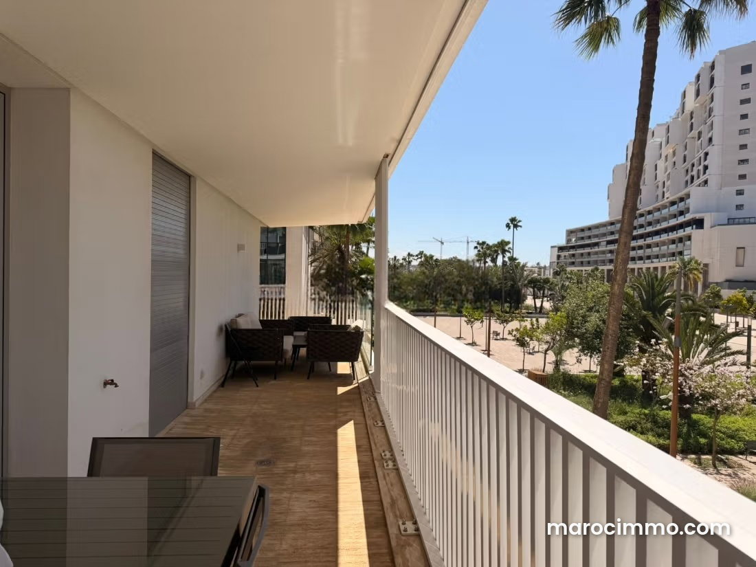 Appartement meublé 145 m², terrasse panoramique, CFC Casablanca — Casablanca