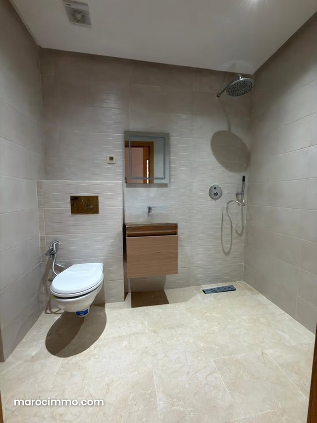 Appartement neuf à louer, Semlalia — 2