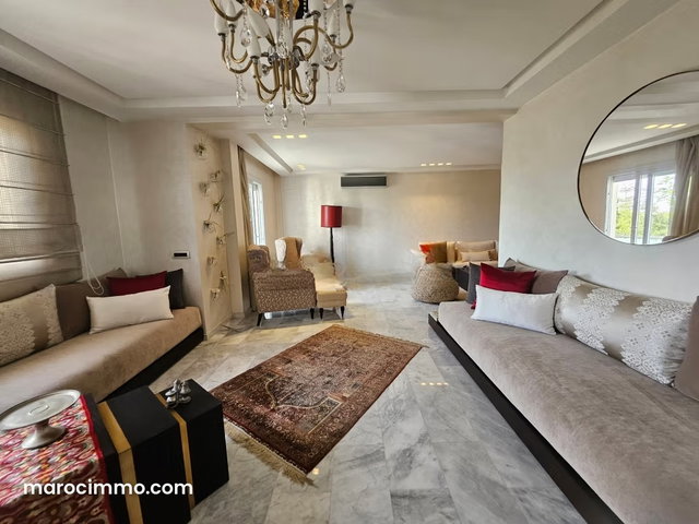 Apartment for Sale in Mers Sultan. 5 Large Rooms. Air Conditioned and Fireplace — 2