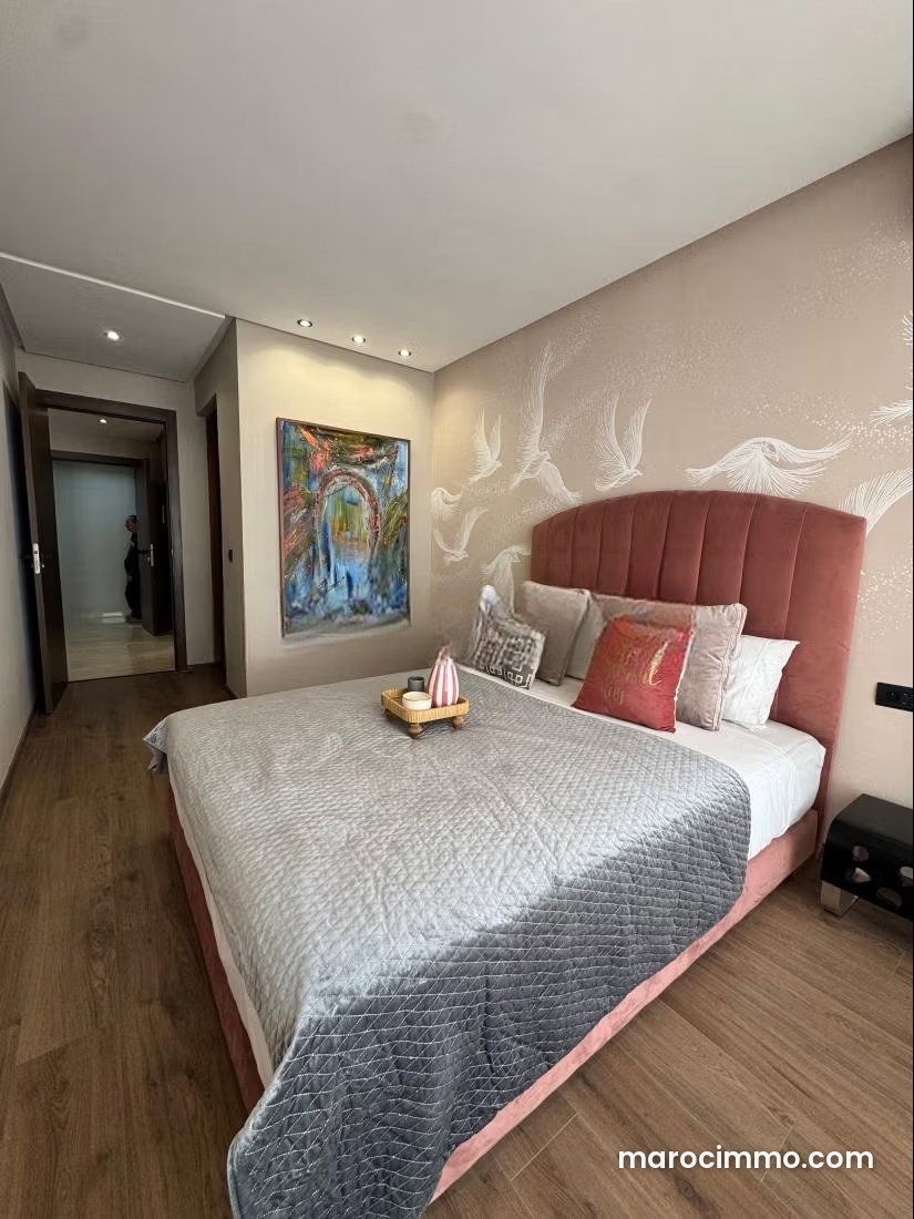 Cosy apartment in Anfa, Casablanca, with garage and quality finishes — Casablanca