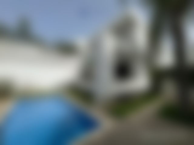 500 m² Villa with Swimming Pool for Rent in Riyad, Rabat — Rabat