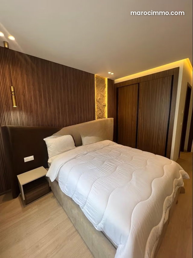 Louez cet appartement en Centre. 2 chambres agréables. Meublé — 3