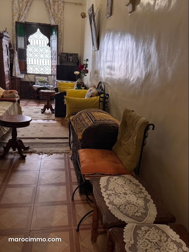 Riad à la vente à Rmila. Surface totale 250 m². Bien meublé — 5