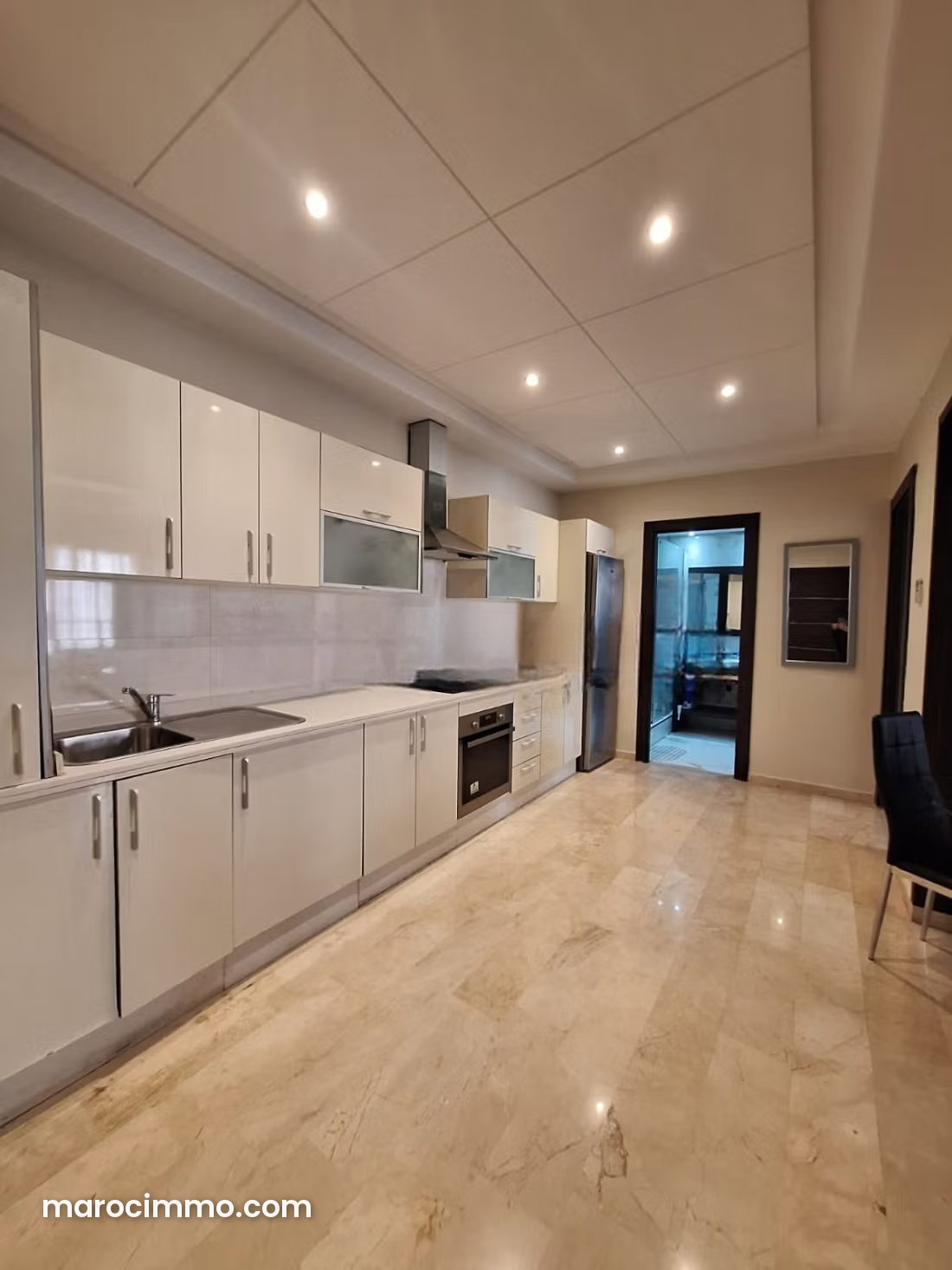 Apartment in Racine, Casablanca with Private Garage Included — Casablanca