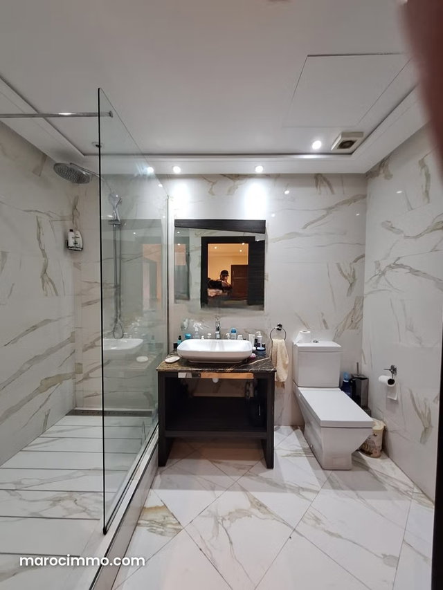 Manifique studio Quartier Racine à la vente — 4