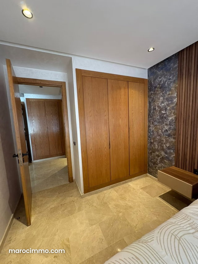 Appartement à louer à Les Hôpitaux. 1 Pièce. Bien meublé — 4