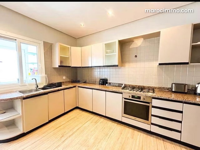 Exceptional Furnished Duplex in the Heart of Gauthier — 4