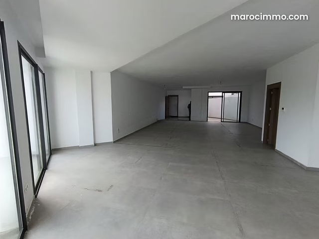 Plateau bureau neuf de 125m2 à la location – Taddart — الدار البيضاء