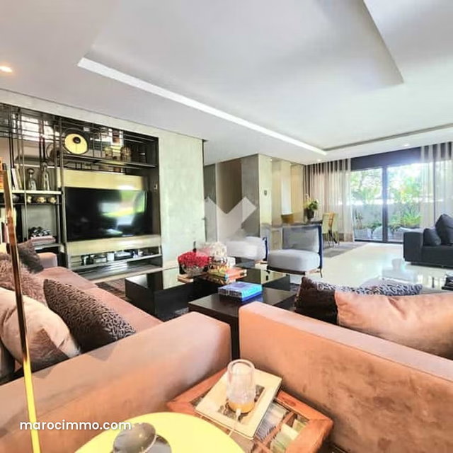 Villa à Vendre de 321.0 m² à Casablanca, Ain Diab — 5