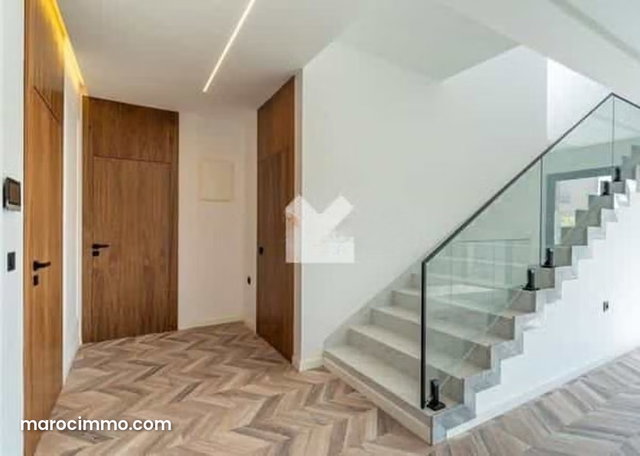 Villa à Vendre de 558.0 m² à Marrakech, Route De Tahanaout Cherifia — 3