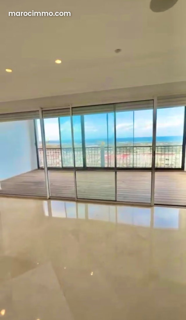 Luxurious 3-Bedroom Apartment with Sea View in Ain Diab — 4