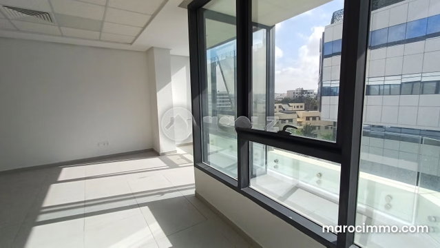 Bureau à louer 58 m² Les Hôpitaux Casablanca — 3
