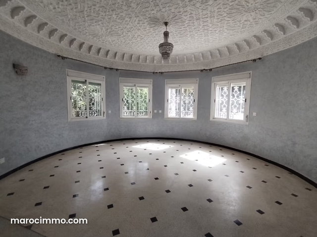 Villa à louer à Hay Riad — 5