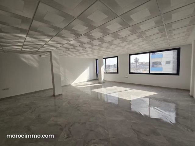 Office Building with R4 Floor Plates and Underground Parking — 3