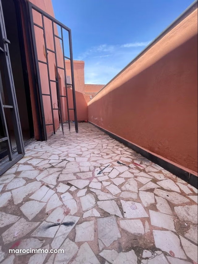 Bureaux à louer à Guéliz. Superficie 52 m² — 2