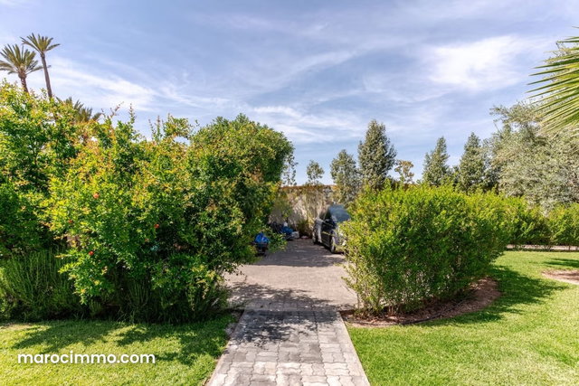 Location villa SAFA Marrakech 3 chambres sans vis à vis – Piscine privée & jardin 1250 m² — 4