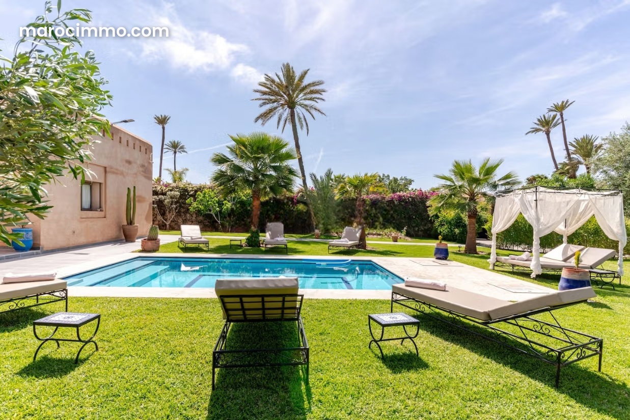 320 sqm villa with swimming pool and large garden, Marrakech Fez Road — Marrakesh