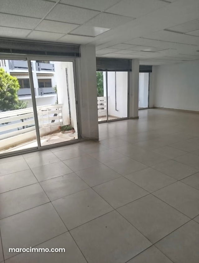 Bureau à louer à rabat agdal — Rabat