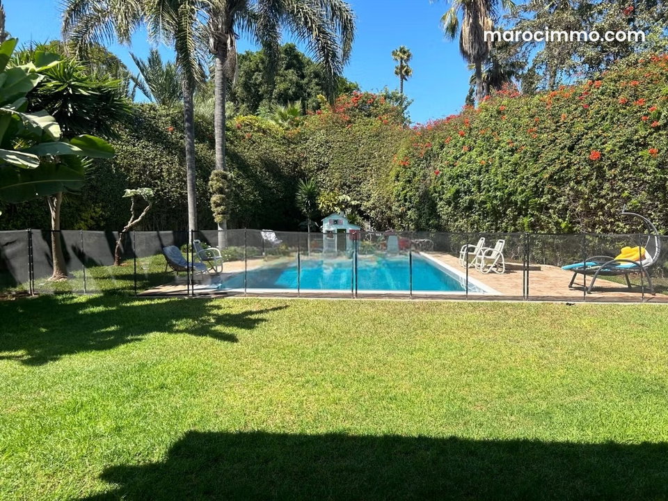 Villa d’exception à vendre – Anfa Sup