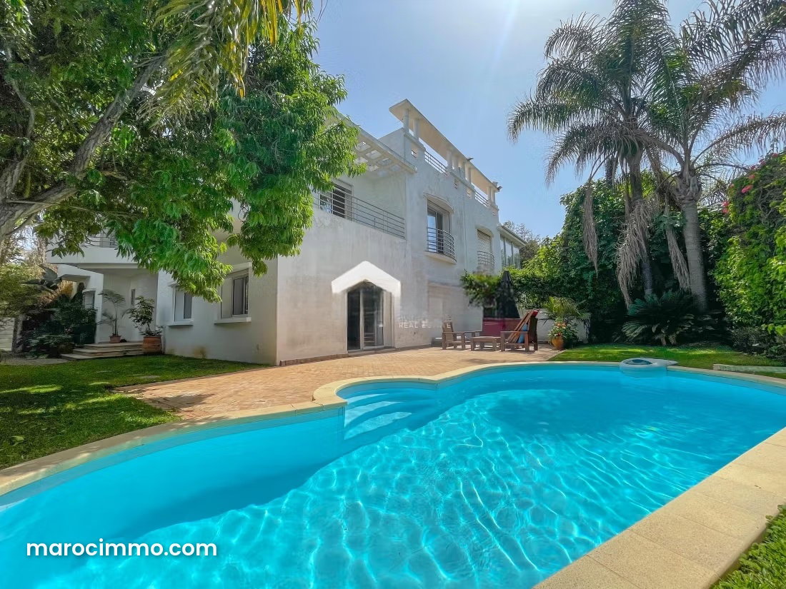 500 m² Villa with Pool and Sea View, Ain Diab, Casablanca — Casablanca