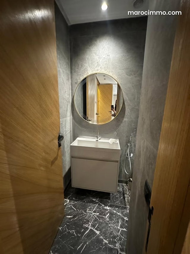 Beautiful furnished apartment for sale — 5