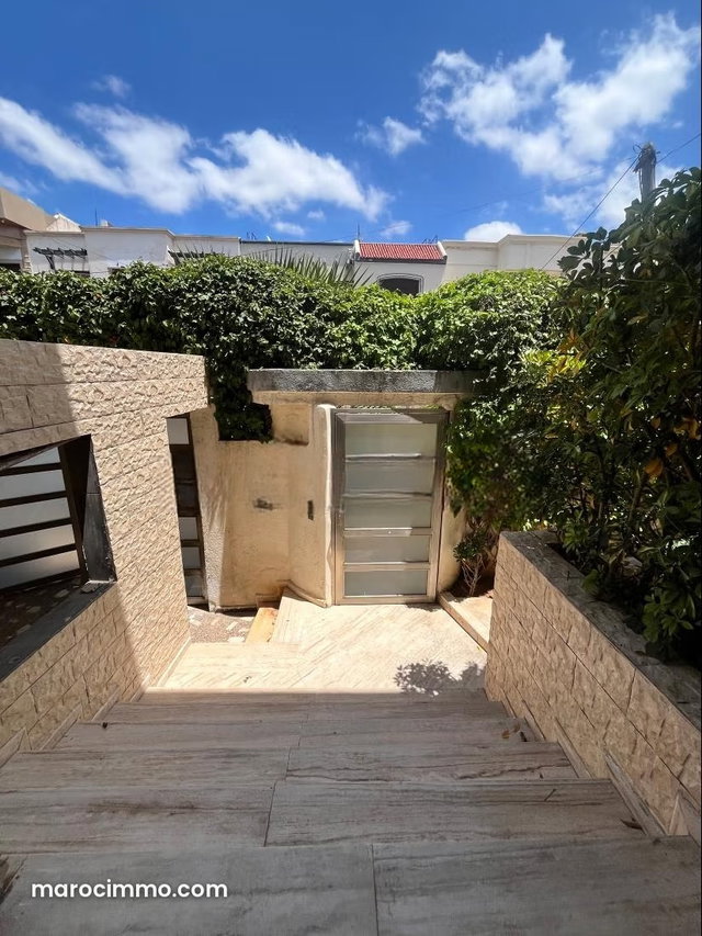 Magnifique Villa à Louer Sidi Maarouf — 4