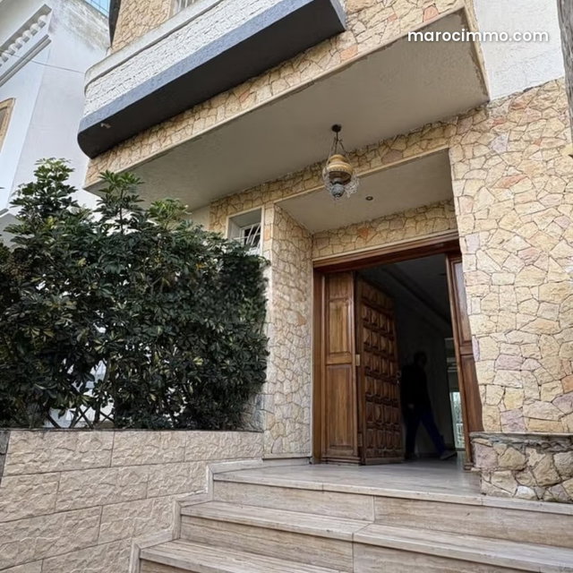 Villa à Louer Usage Bureaux à Sidi Maarouf — 2