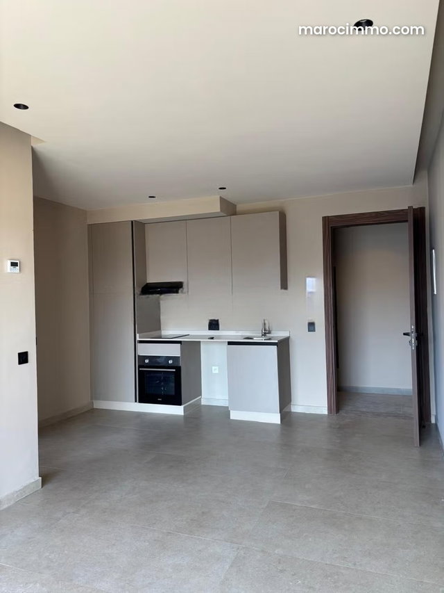 Luxury Studio for Rent in Riviera at 6000 Dh — 2
