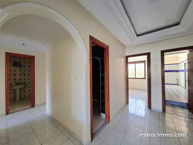 Appartement traversant 4e étage à vendre — 2