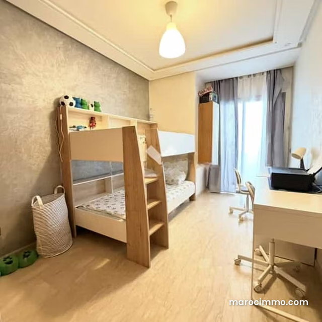 Appartement à Vendre de 114.0 m² à Casablanca, Belvedere Roches Noires — 2