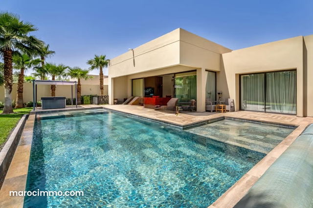 Villa de standing 4 suites route de Ourazazate — مراكش