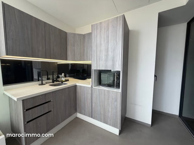 Offices for Rent in Casablanca Finance City. 180 m². Concierge Service and Air Conditioning. — 3