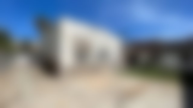 فرصة لتجديد فيلا في قلب عين الذياب — 2