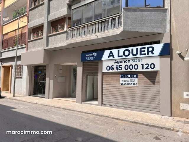 Magasin de 100 m à louer bien placé a maarif — Casablanca