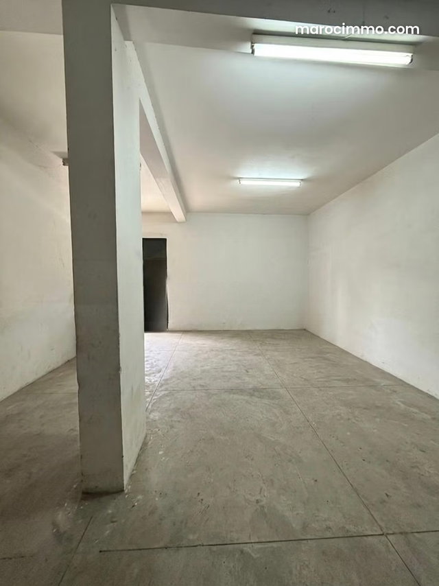 Local commercial à vendre – Merchane — 2
