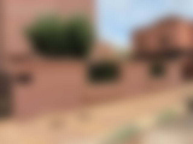 فيلا راقية بمسبح خاص للبيع بحي النخيل في مراكش — 3