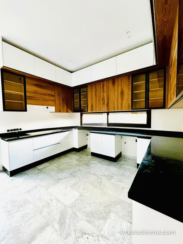 3-Faced Villa for Sale on Akenza Residence — 5