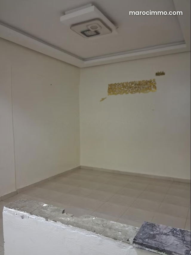 Bel appartement à vendre à Route de Safi. 5 pièces. Résidence avec concierge, climatisation générale — Marrakech