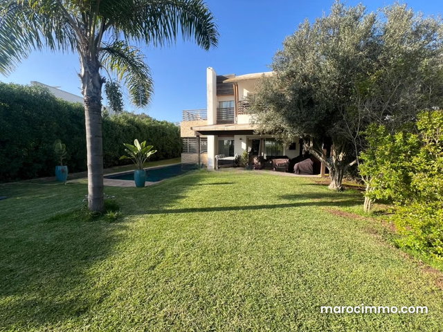 Bouskoura ville verte vente villa piscine jardin — 2