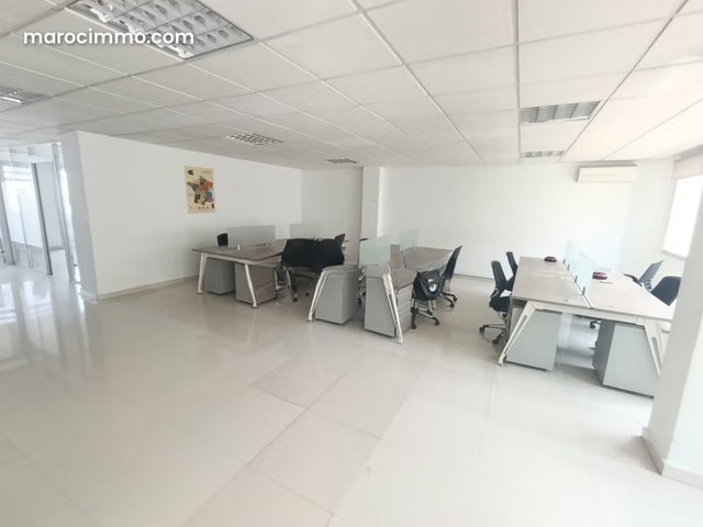 Plateau bureau premium de 140m2 à la location – Racine — 5