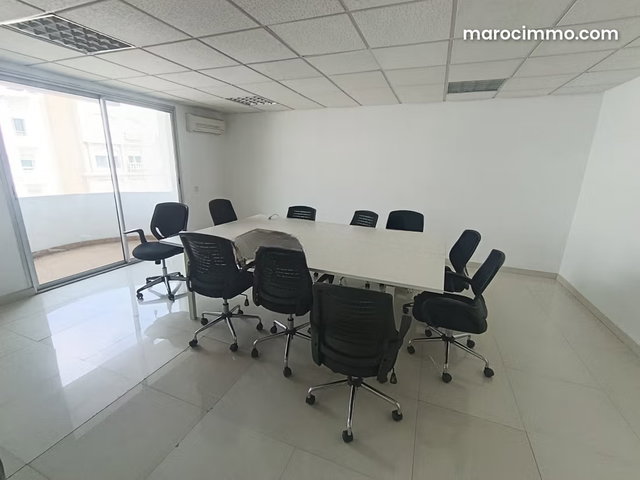 Plateau bureau premium de 140m2 à la location – Racine — 3