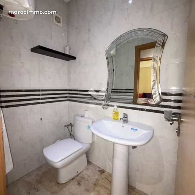 Appartement à Vendre de 94.0 m² à Casablanca, Hopitaux — 2
