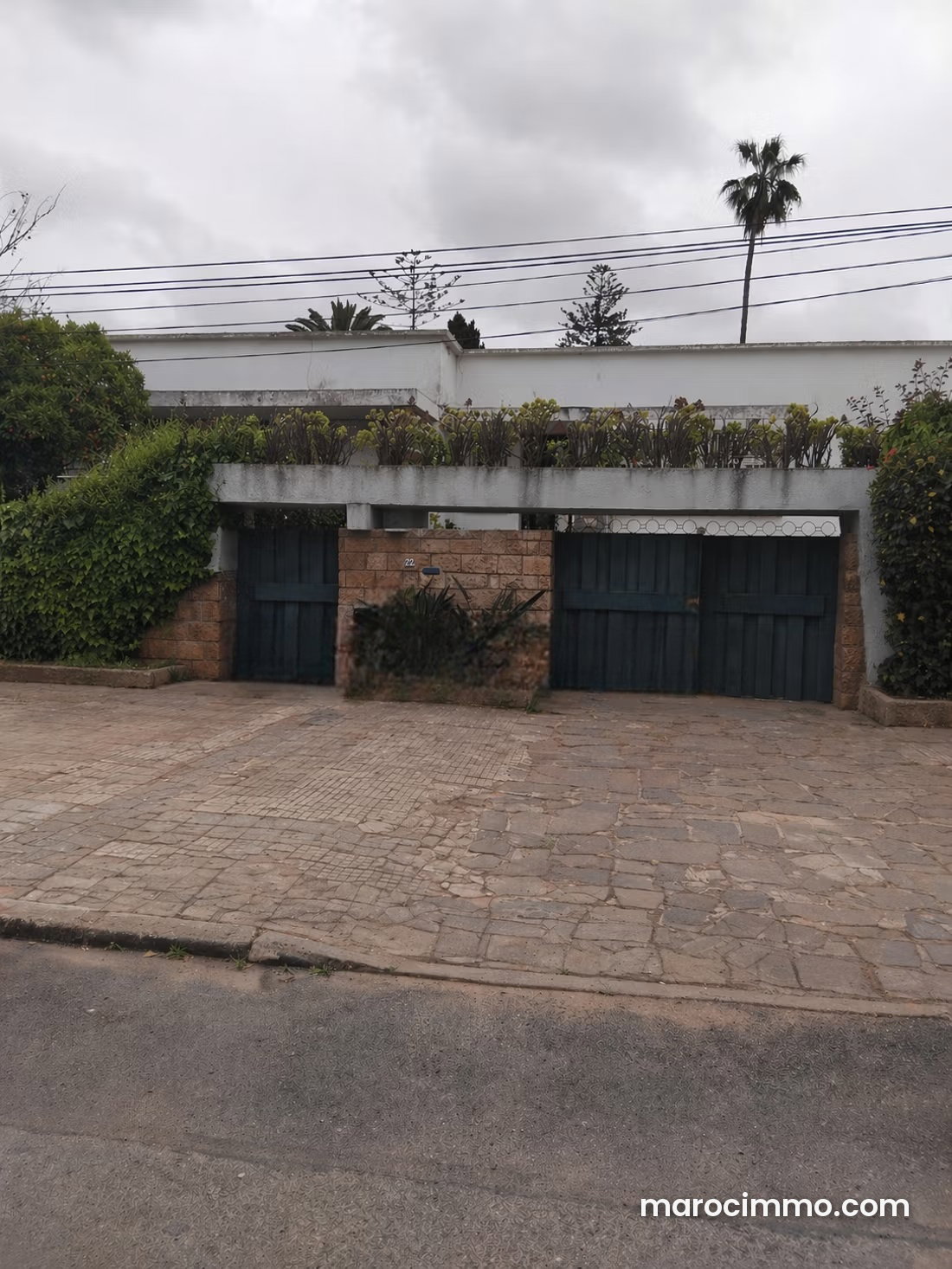 1,800 m² Plot in Les Crêtes, Casablanca – Rare Opportunity — Casablanca