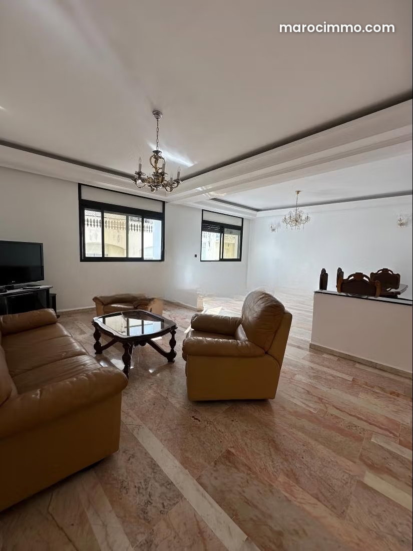 Appartement 4 pièces lumineux à louer à Racine Casablanca — Casablanca