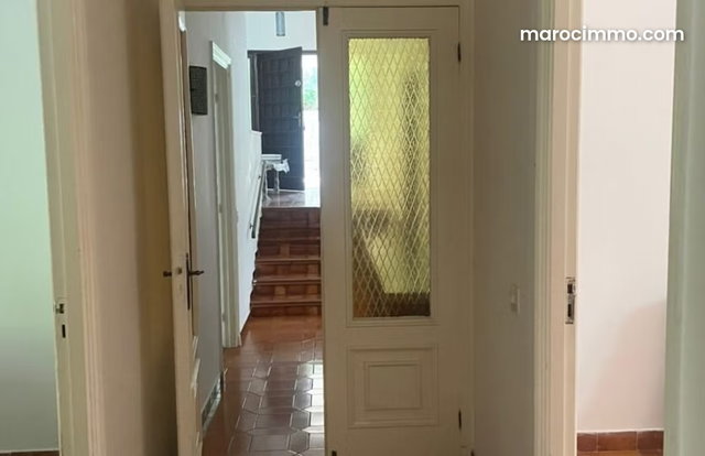 Villa a louer a tanger avec jardin surface terrain 1200m² — 2