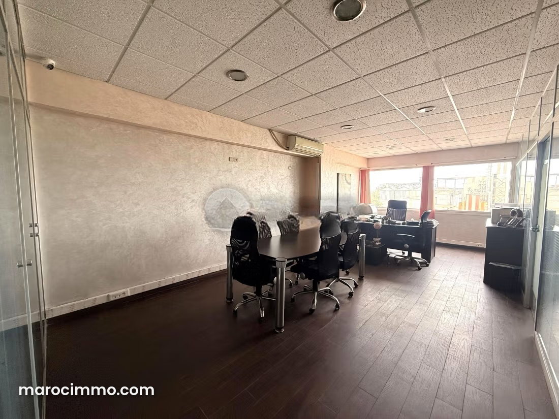105 sqm Office in La Gironde, Casablanca, Near the Tramway — Casablanca